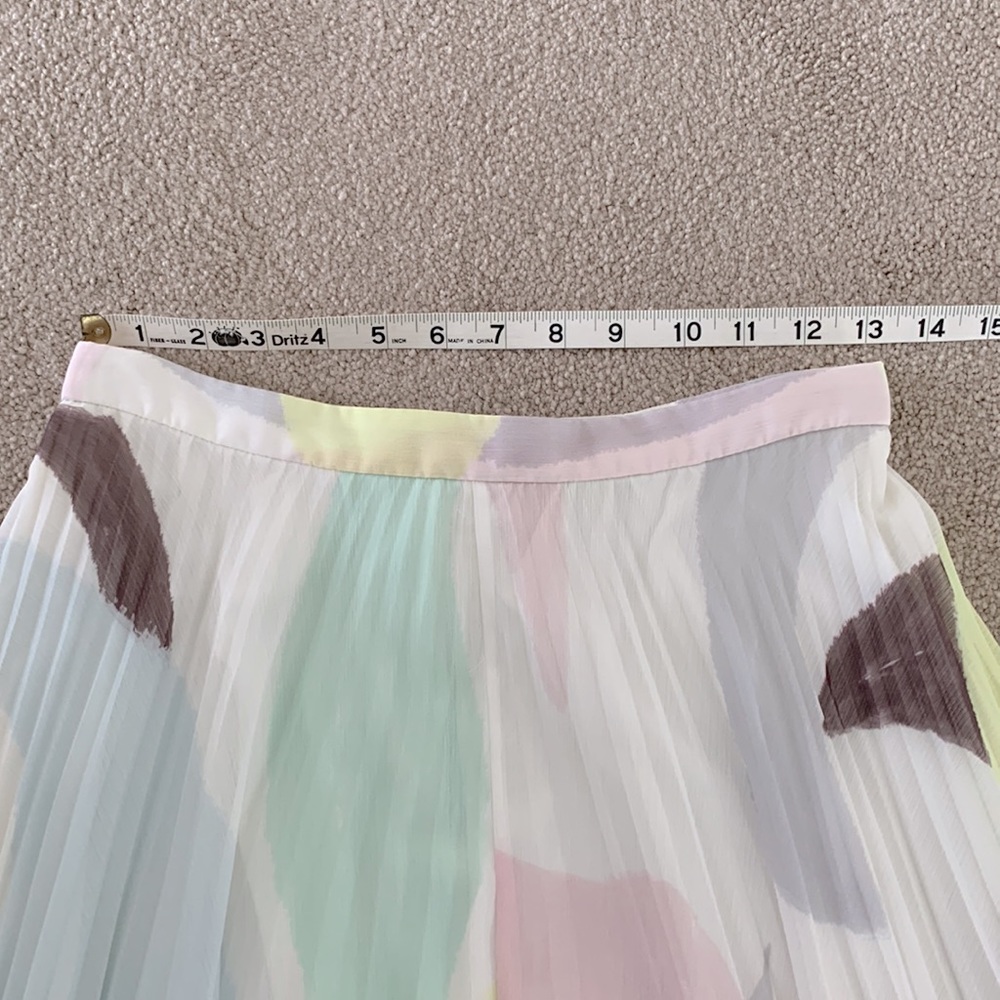 Alice + Olivia Pleated Abstract Print Maxi Skirt - Picture 11 of 16